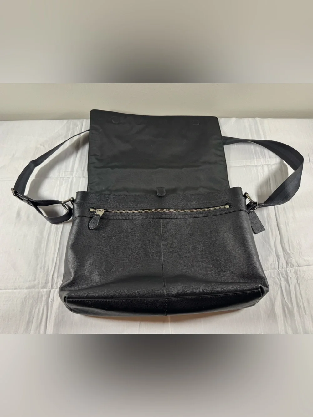 Like New Coach Charles Messenger Laptop Bag